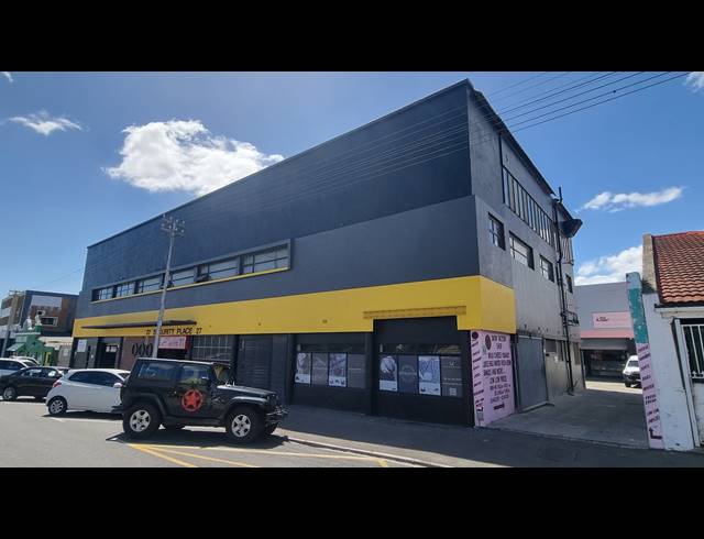 1,427M² WORKSHOP TO LET IN SALT RIVER
